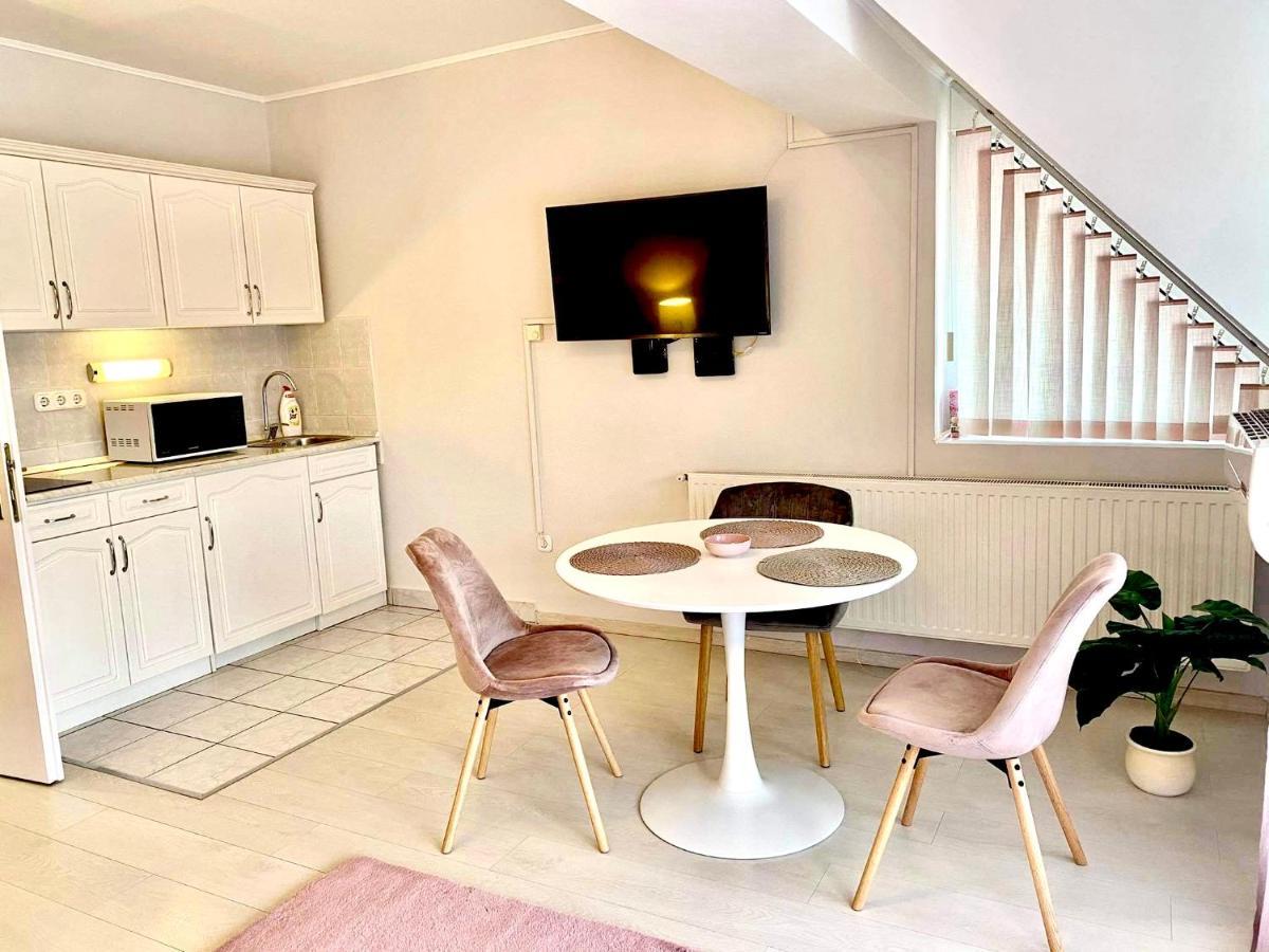 Roselio City Home Hévíz Exteriör bild